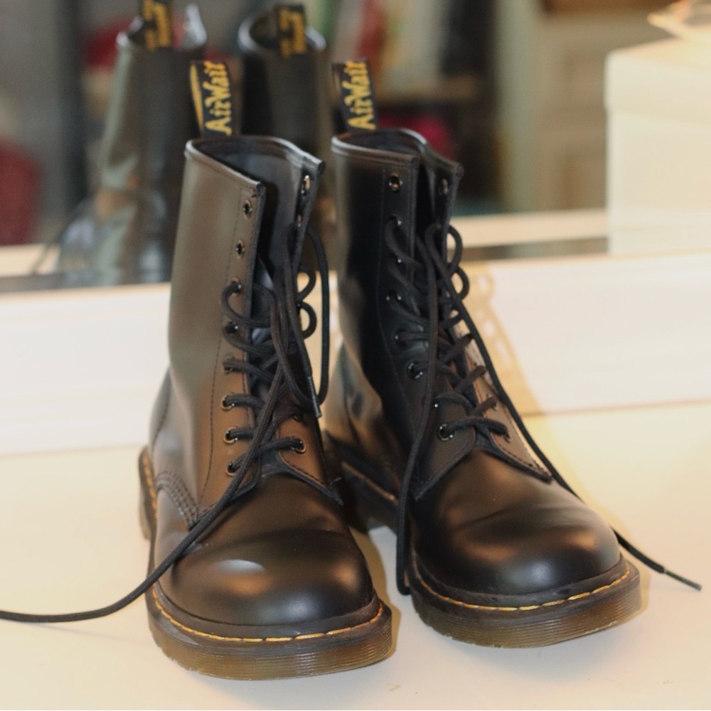 Dr. Marten - 1460 SMOOTH LEATHER LACE UP BOOTS - Picture 4 of 7